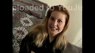 ���క విధమైన సెక్స్ పొసిషన్ జుట్టుతో పూకు దగ్గరగా అప్