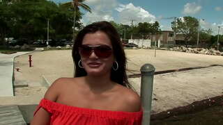 Sucio esposa le encanta la polla