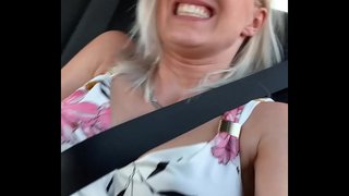 N&#039;a jamais fait ça! Je m&#039;a donné un orgasme dans un taxi.