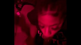 Менің өгей әпкем менің Кискамды мастурбациялайды