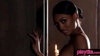 ���ីខ្មៅទាត្រេកណែនាំប្រជុំពេញ