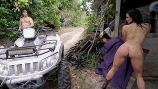 BANGBROS - আশ্চর্যজনক সংগ্রহ, সুন্দরি সেক্সি মহিলার, কামোত্তেজকতত্ত্ব চরিত্রে অভিনয় Smokin&#039; গরম, খোকামনি, Kendra Lust (1, 3)